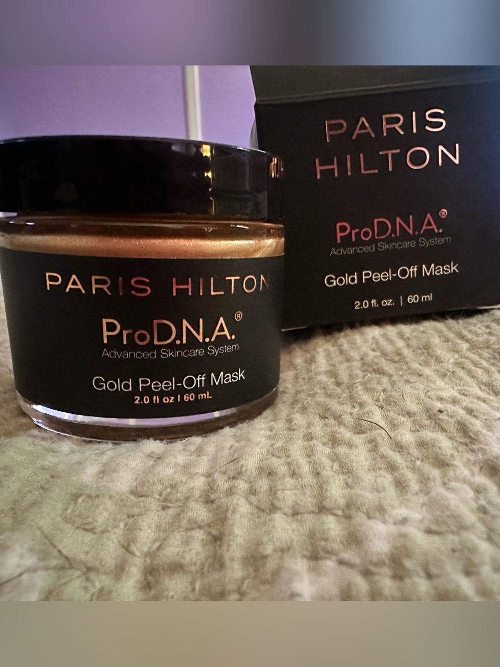 Paris Hilton Black and Gold ProD.N.A. Gold Peel-Off Mask Box